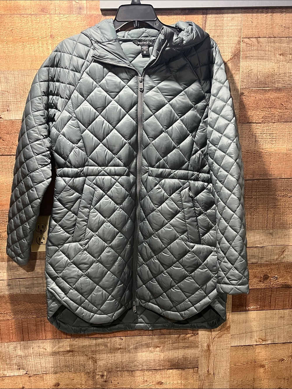 Athleta Whisper Featherless parka women's medium petite